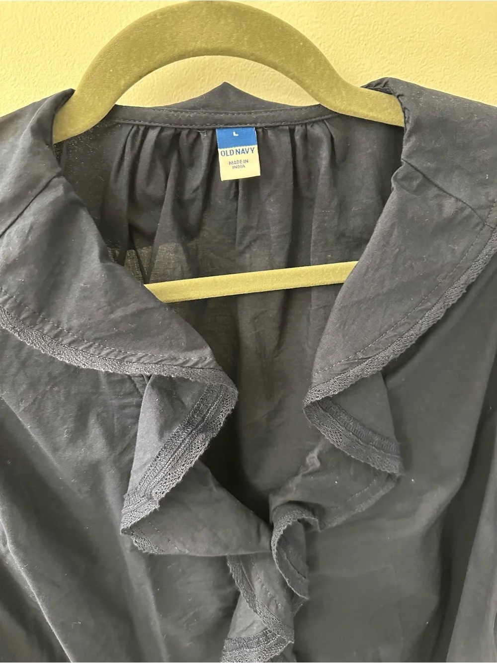 Old Navy Navy Ruffle-Front Puff Sleeve Blouse